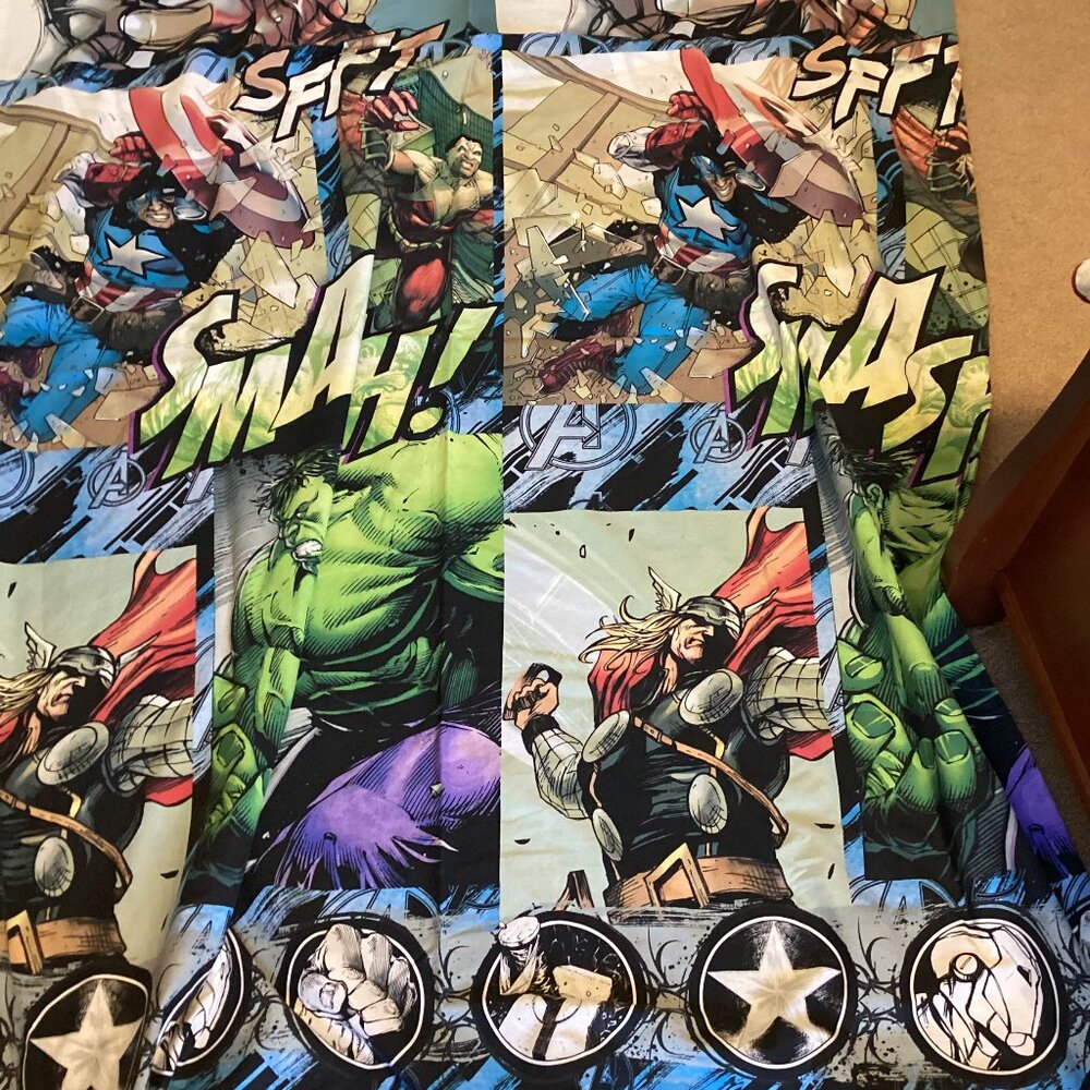 Marvel Avengers Assemble Twin Size Duvet Cover Bedding Hulk Thor Captain America